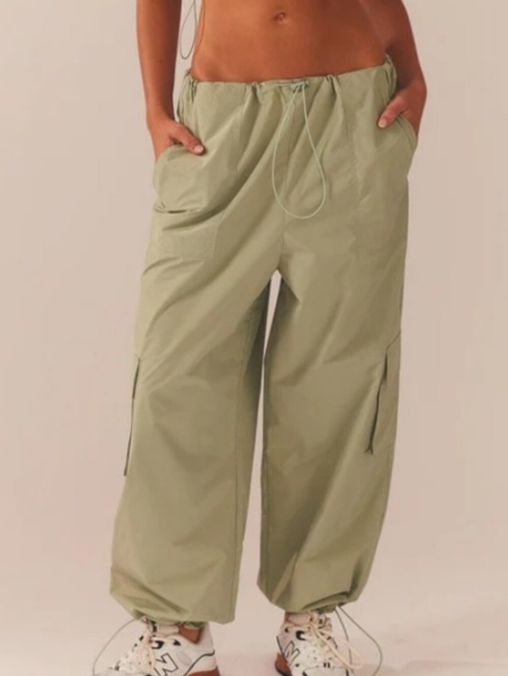 Peppermayo Light Kiwi Color Balloon Parachute Pants with Drawstring Hem Size 2